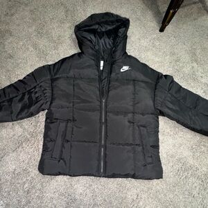 Nike Women's Therma-FIT Classic Puffer -
sz XS